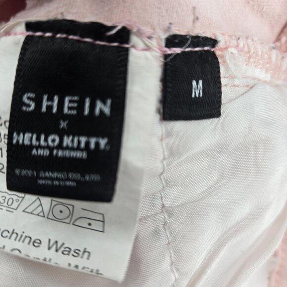 Shein X Hello Kitty and Friends Pink Distressed Juniors Mini Skirt Size Medium - Picture 10 of 10